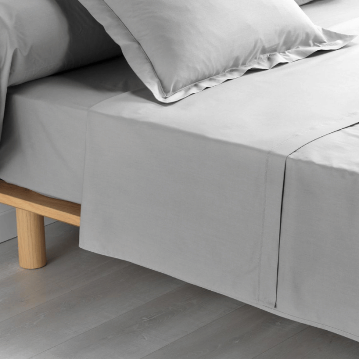 Tissco fournisseur linge de lit hôtel qualité professionnelle drap plat polycoton gris