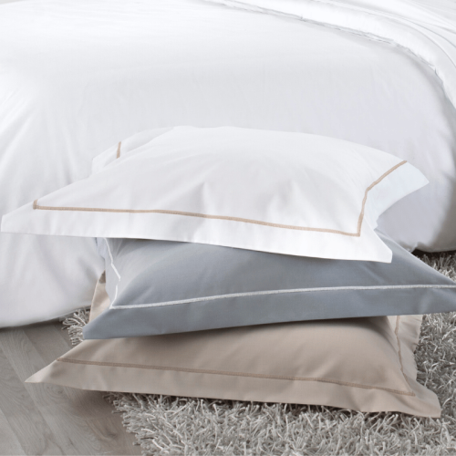 Tissco fournisseur linge de lit hôtel qualité professionnelle taie d'oreiller avec bourdon personnalisation polycoton