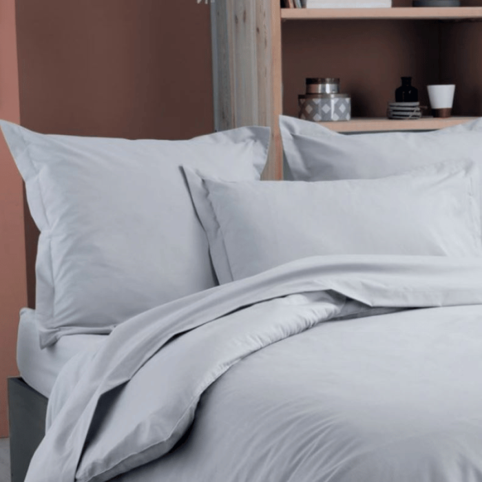 Tissco fournisseur linge de lit hôtel qualité professionnelle taie d'oreiller forme volant piqué polycoton gris