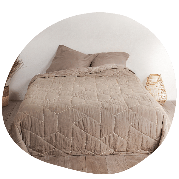 Tissco fournisseur de jeté de lit pour hôtel gamme calisson coloris sable